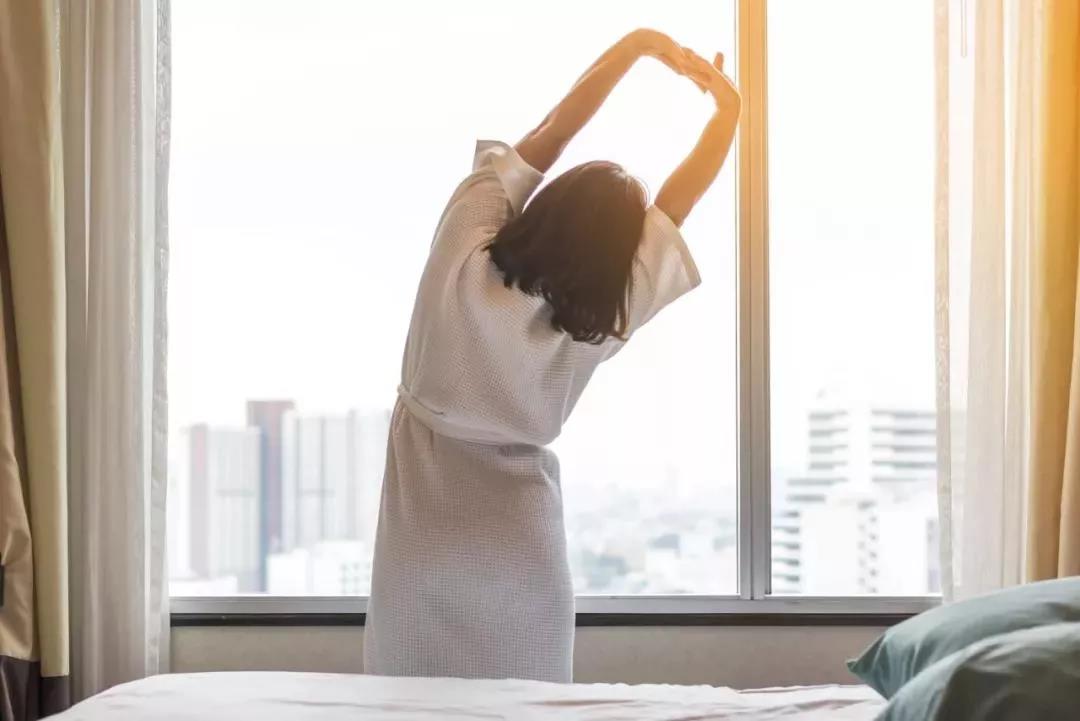 晨起這7個(gè)癥狀，說明虛寒入骨，此時(shí)艾灸正當(dāng)時(shí)!